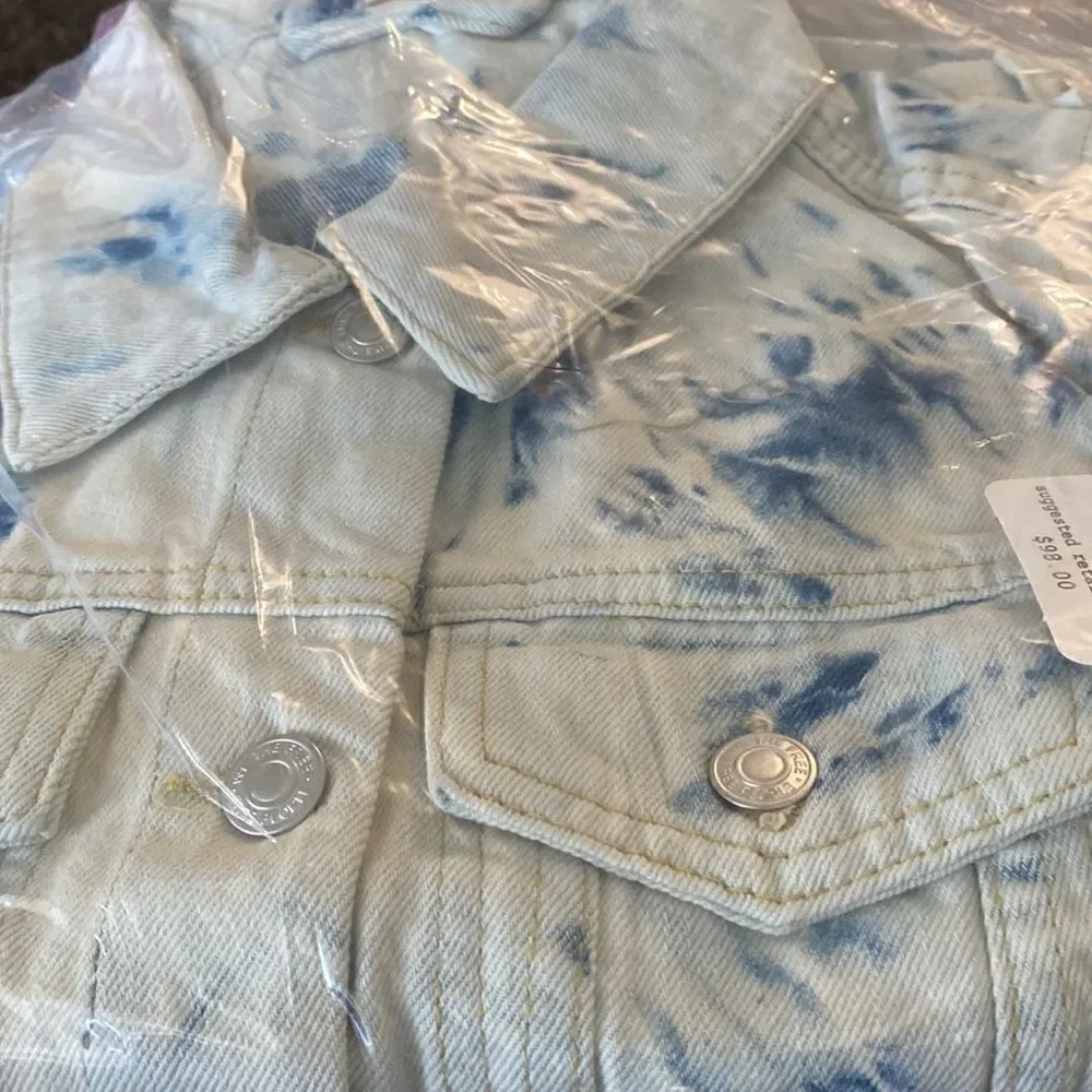 FREE PEOPLE RUMORS JONES TIE DYE BLUE DENIM JACKET